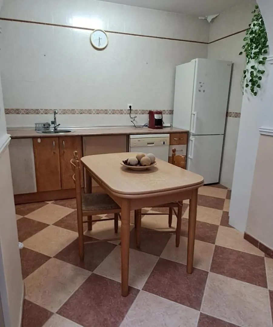Patio Andalusi Junto A La Vina Apartment Cadiz Homestay